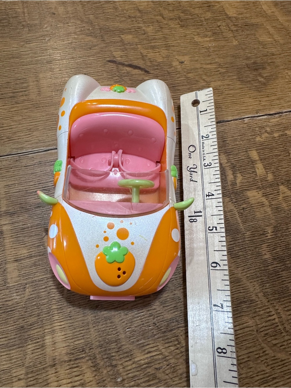 2008 Hasbro strawberry shortcake orange blossom convertible toy car
